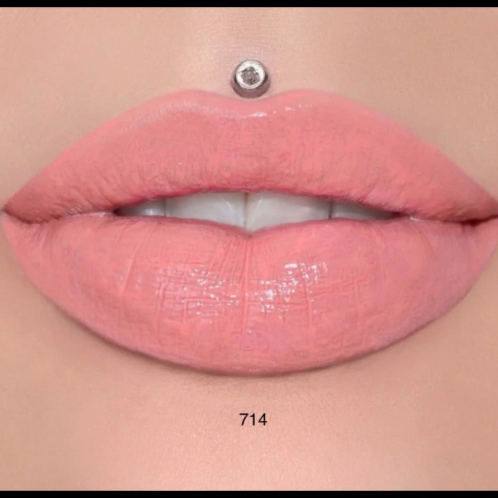 Jeffree Star Cosmetics Supreme Gloss 714 Soft Coral 0.172 FL OZ - NEW